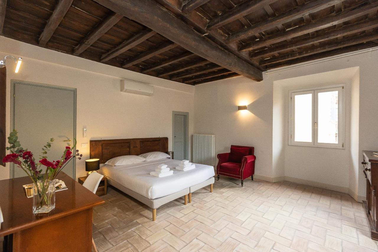 Rome Historical Apartment - Arco Dei Banchi Екстер'єр фото