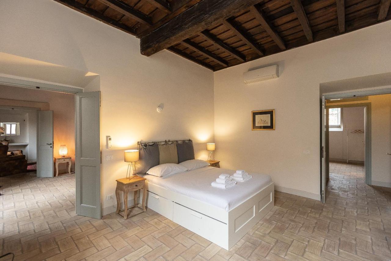 Rome Historical Apartment - Arco Dei Banchi Екстер'єр фото