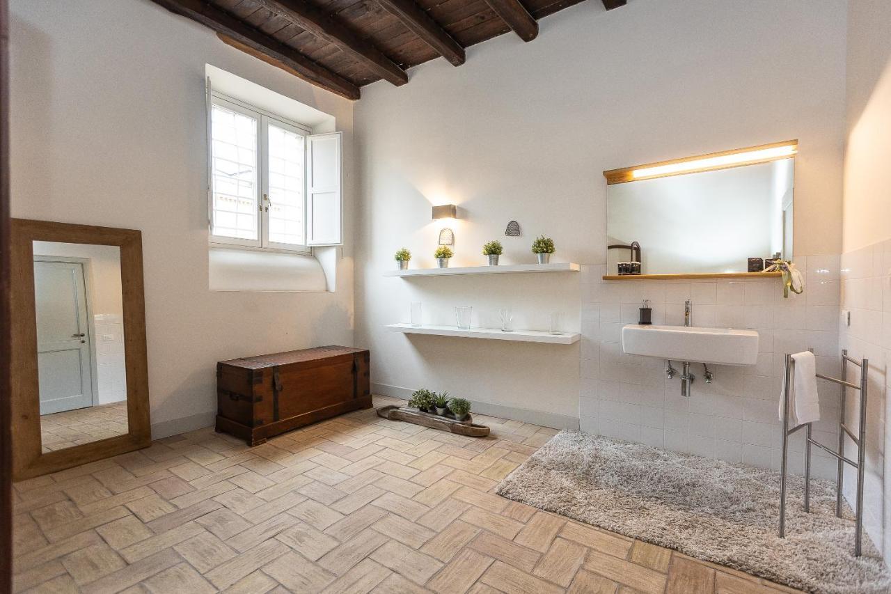 Rome Historical Apartment - Arco Dei Banchi Екстер'єр фото