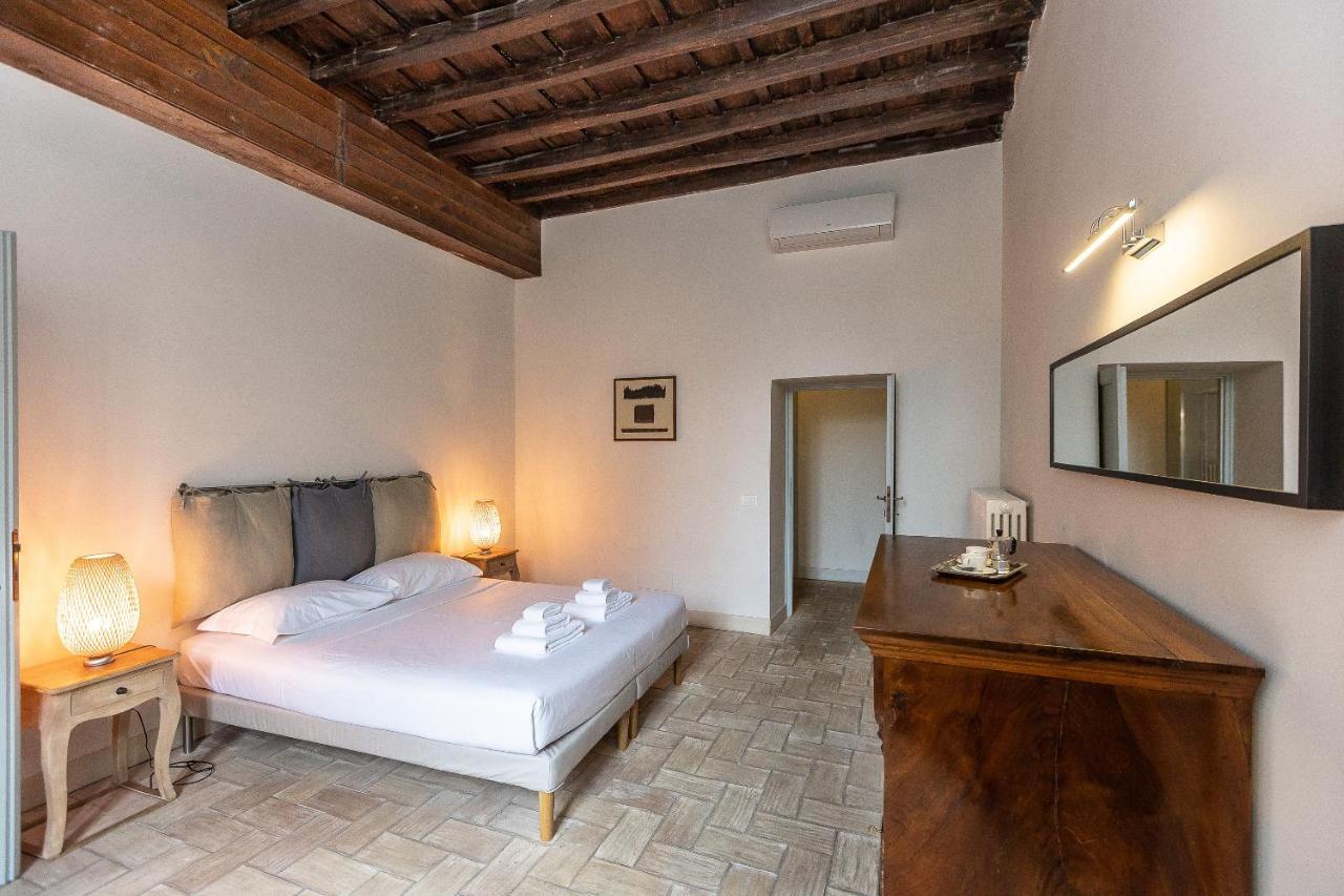 Rome Historical Apartment - Arco Dei Banchi Екстер'єр фото